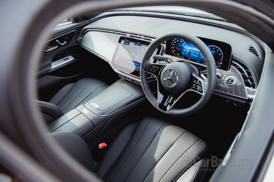 Mercedes-Benz E-Class W214 (2024) Interior