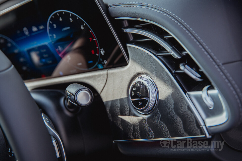 Mercedes-Benz E-Class W214 (2024) Interior
