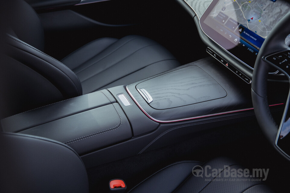 Mercedes-Benz E-Class W214 (2024) Interior
