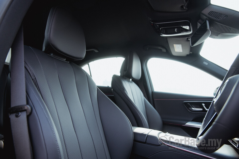 Mercedes-Benz E-Class W214 (2024) Interior