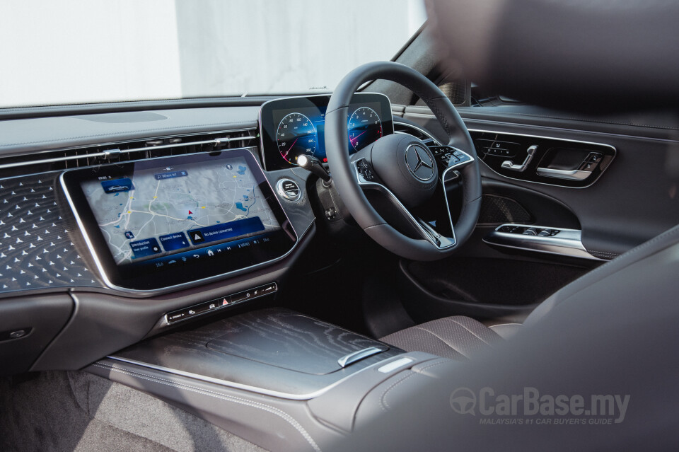 Mercedes-Benz E-Class W214 (2024) Interior