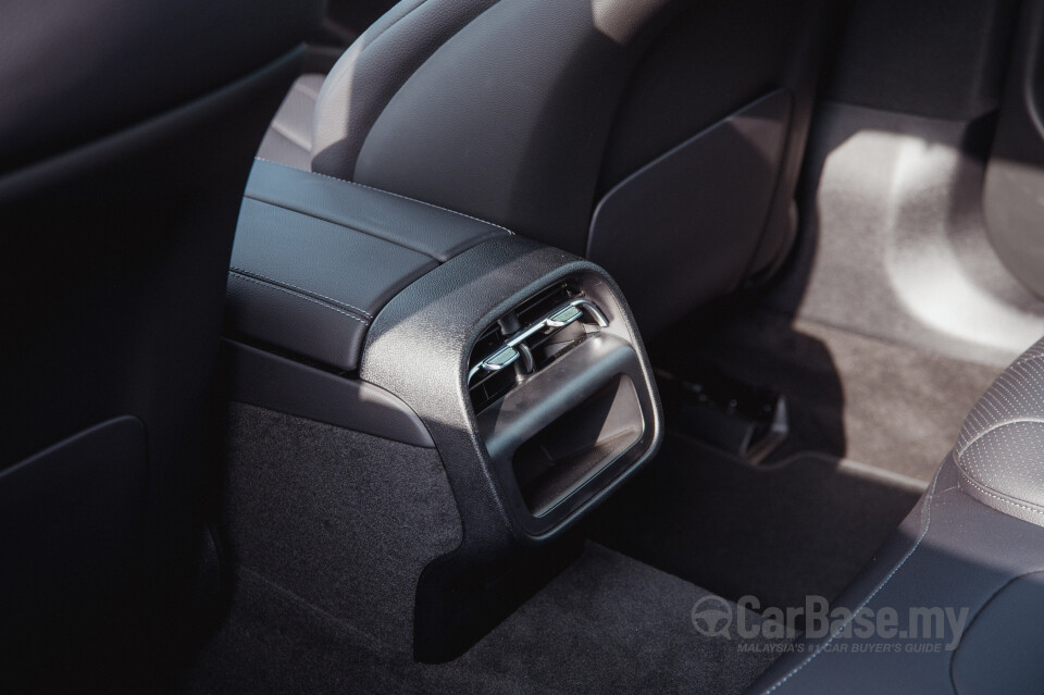 Mercedes-Benz E-Class W214 (2024) Interior