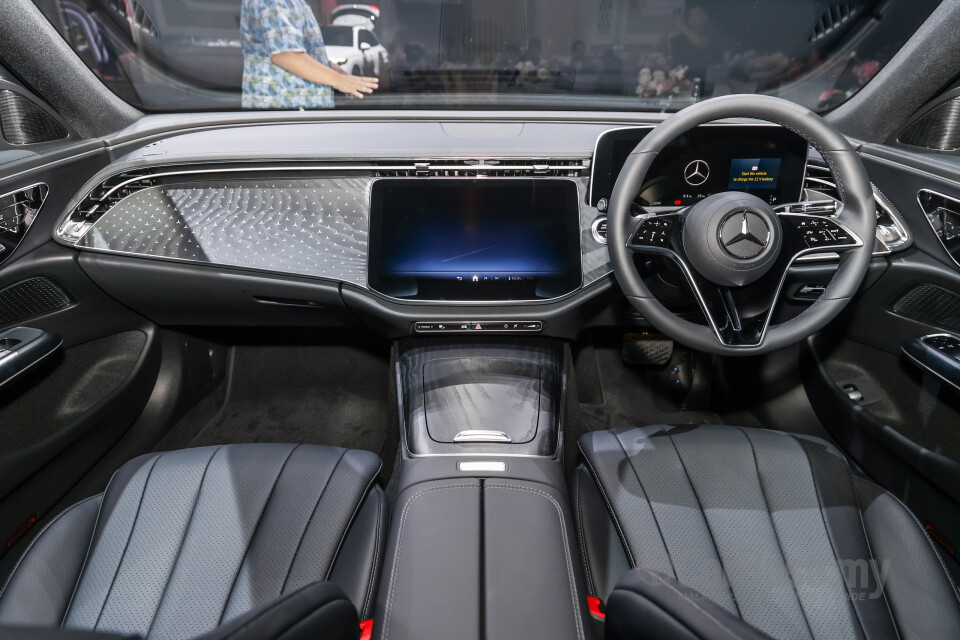 Mercedes-Benz E-Class W214 (2024) Interior