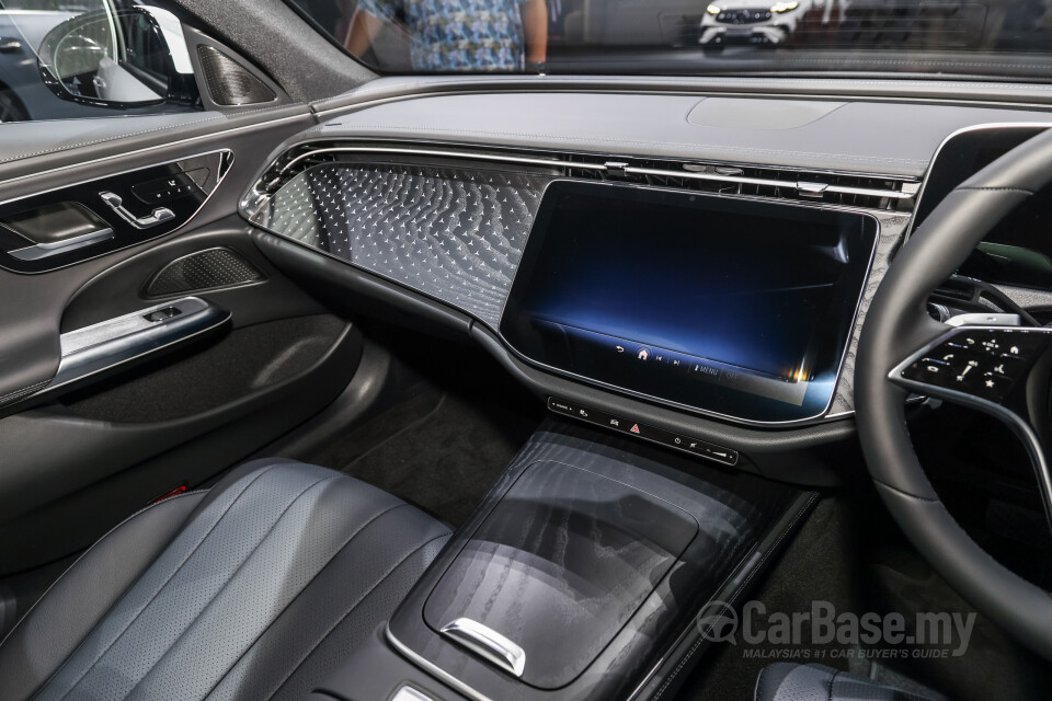 Mercedes-Benz E-Class W214 (2024) Interior