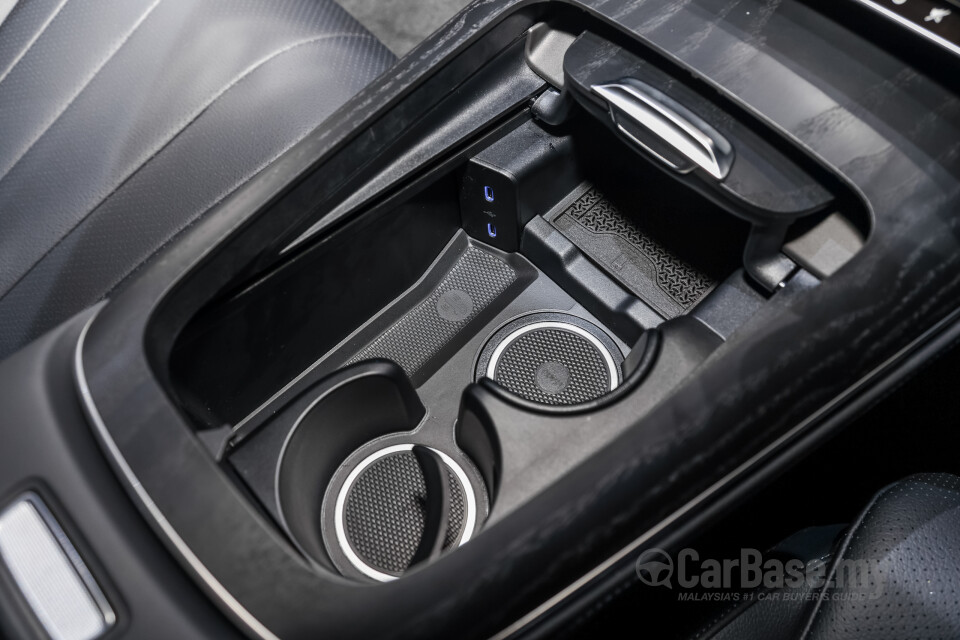 Mercedes-Benz E-Class W214 (2024) Interior