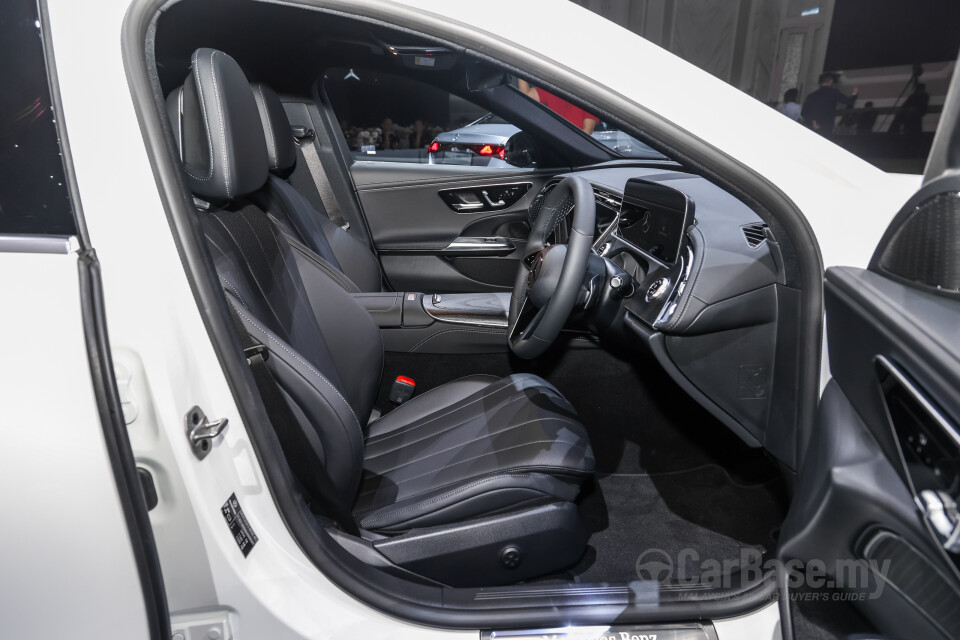 Mercedes-Benz E-Class W214 (2024) Interior