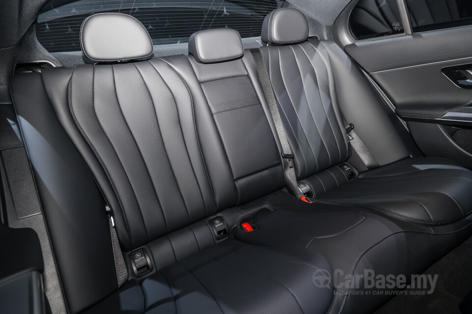 Mercedes-Benz E-Class W214 (2024) Interior