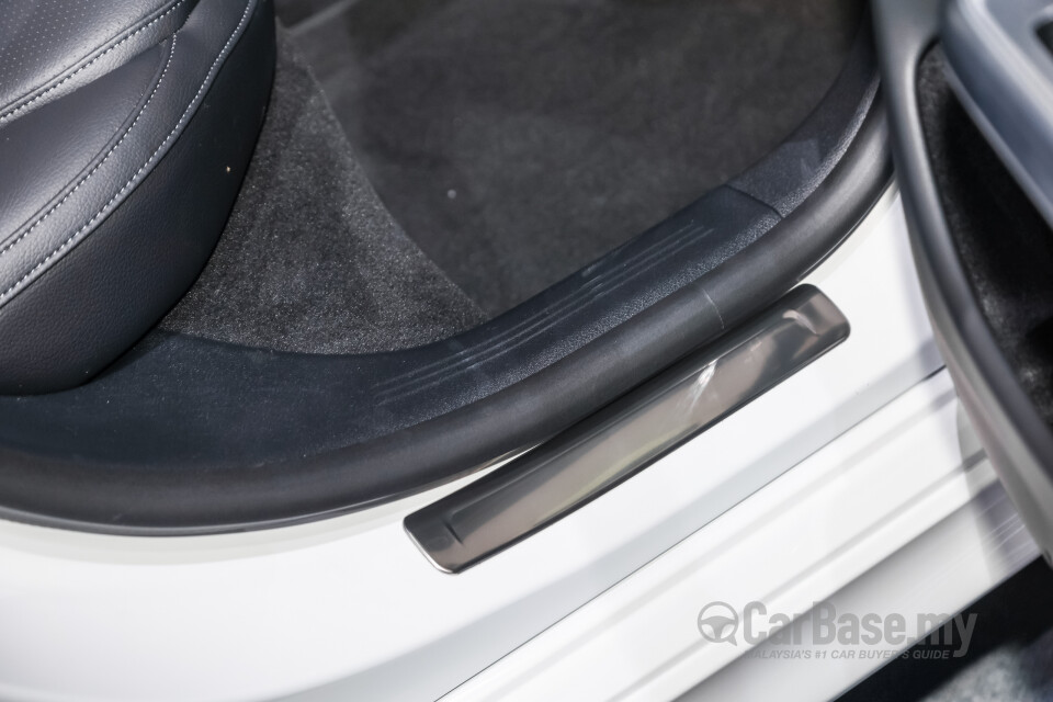 Mercedes-Benz E-Class W214 (2024) Interior