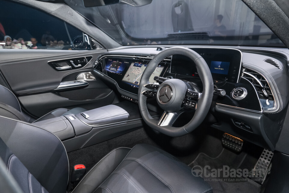 Mercedes-Benz E-Class W214 (2024) Interior