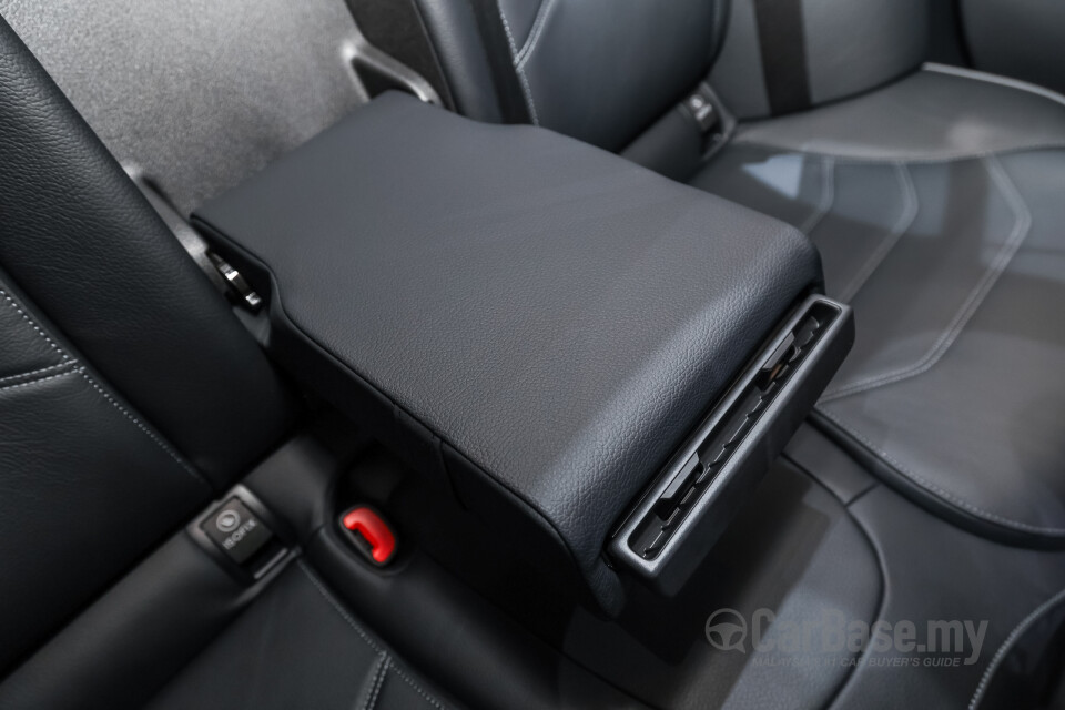 Mercedes-Benz E-Class W214 (2024) Interior