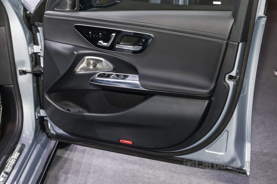 Mercedes-Benz E-Class W214 (2024) Interior