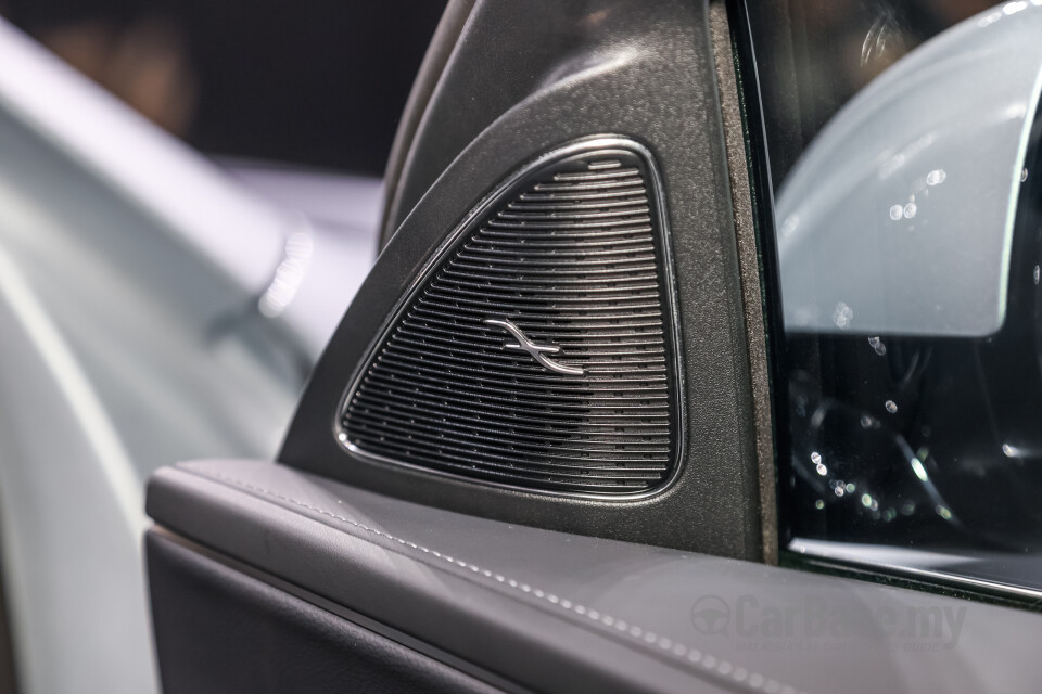 Mercedes-Benz E-Class W214 (2024) Interior