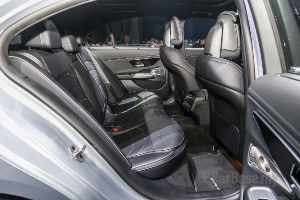 Mercedes-Benz E-Class W214 (2024) Interior