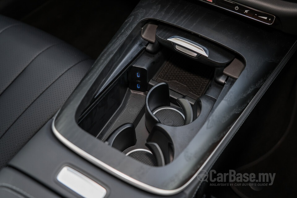 Mercedes-Benz E-Class W214 (2024) Interior