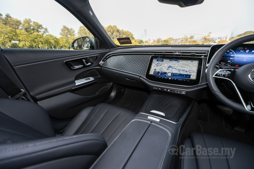 Mercedes-Benz E-Class W214 (2024) Interior