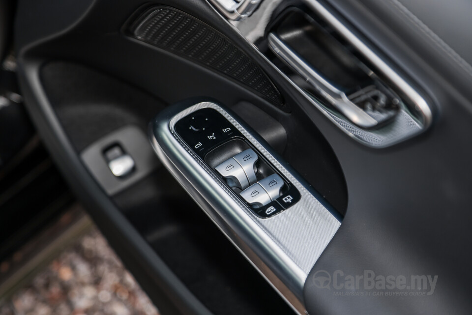 Mercedes-Benz E-Class W214 (2024) Interior