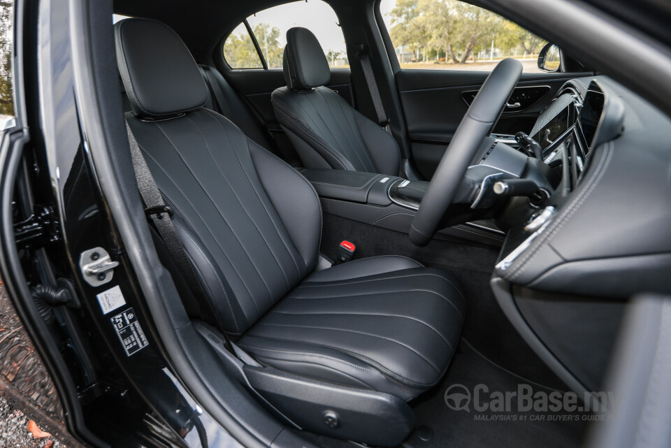 Mercedes-Benz E-Class W214 (2024) Interior