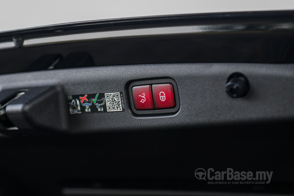 Mercedes-Benz E-Class W214 (2024) Interior