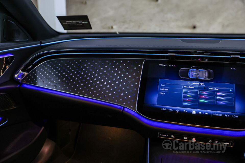 Mercedes-Benz E-Class W214 (2024) Interior