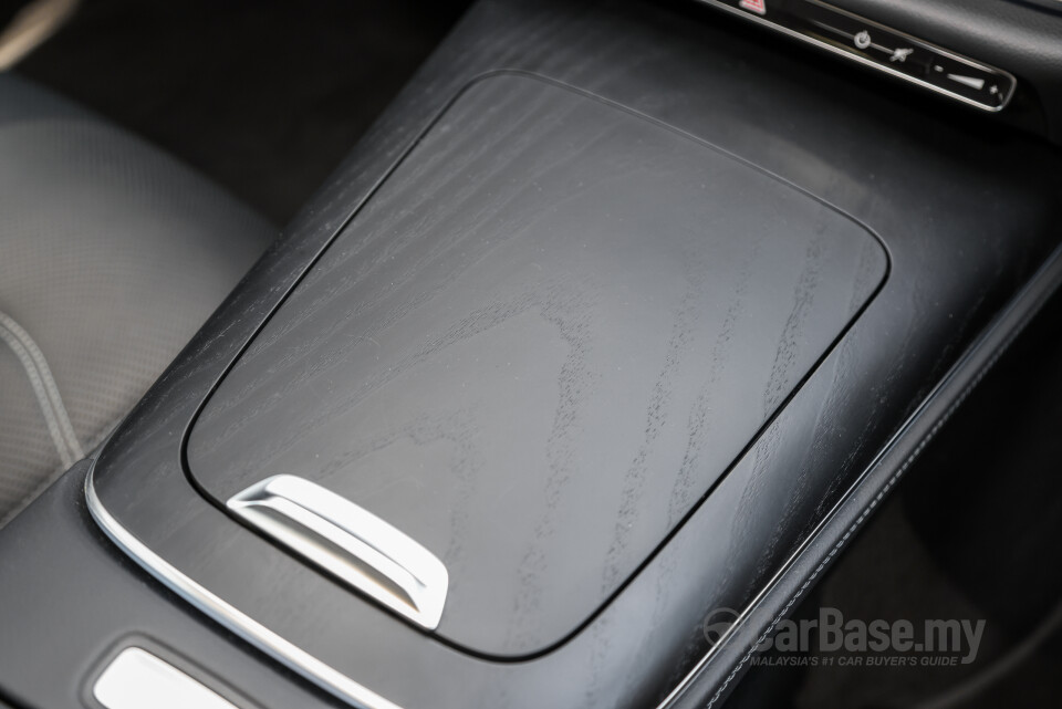 Mercedes-Benz E-Class W214 (2024) Interior