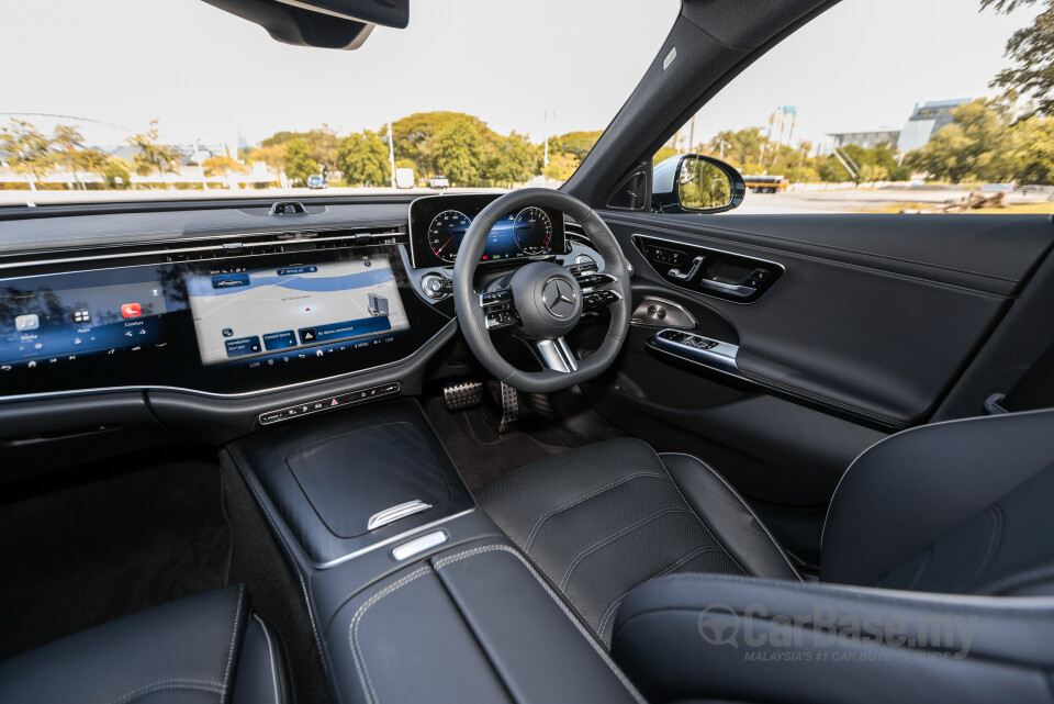 Mercedes-Benz E-Class W214 (2024) Interior