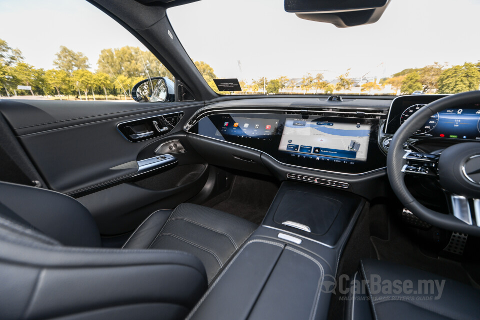 Mercedes-Benz E-Class W214 (2024) Interior