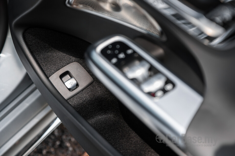 Mercedes-Benz E-Class W214 (2024) Interior