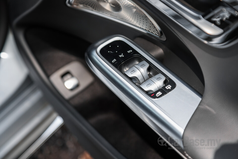 Mercedes-Benz E-Class W214 (2024) Interior