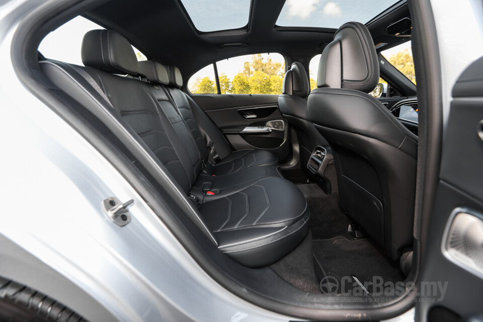Mercedes-Benz E-Class W214 (2024) Interior