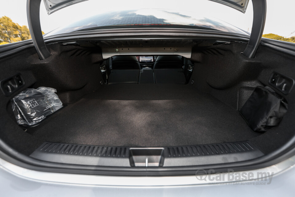Mercedes-Benz E-Class W214 (2024) Interior