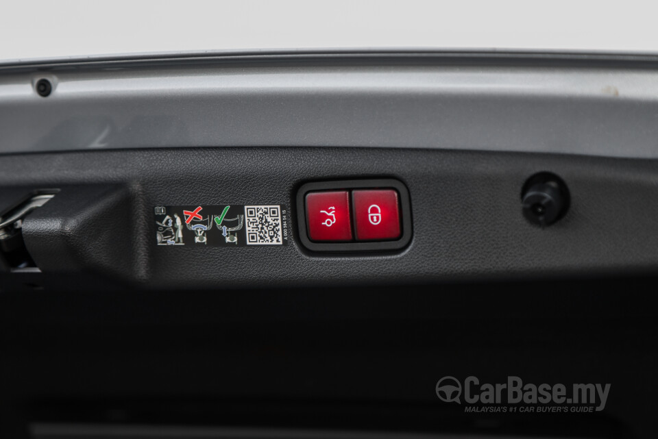 Mercedes-Benz E-Class W214 (2024) Interior
