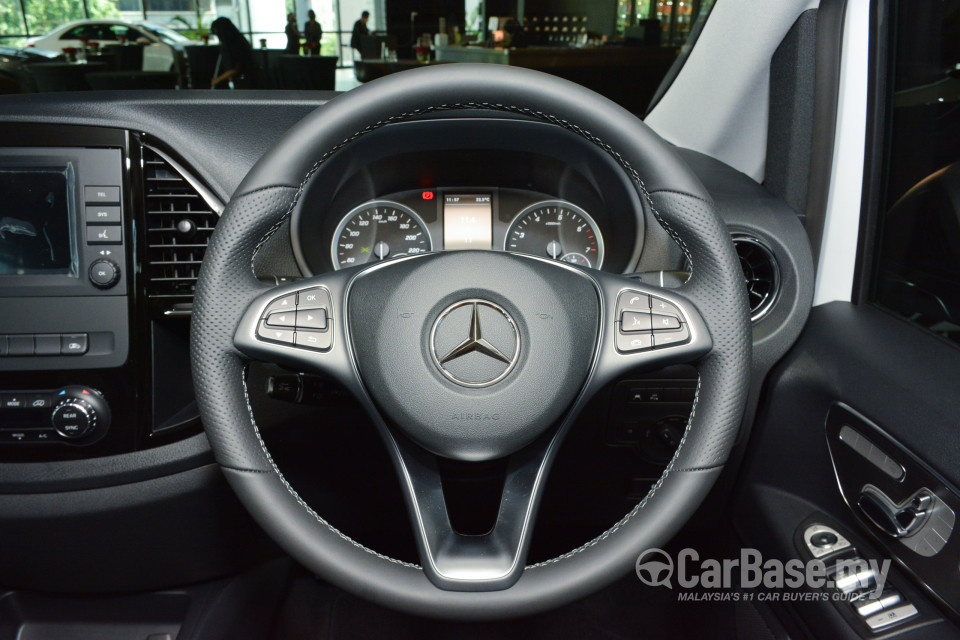 Mercedes-Benz Vito Tourer W447 Facelift (2021) Interior