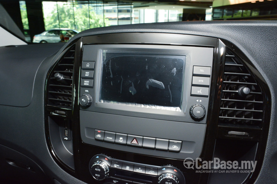 Mercedes-Benz Vito Tourer W447 Facelift (2021) Interior