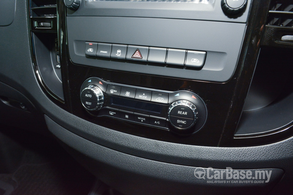 Mercedes-Benz Vito Tourer W447 Facelift (2021) Interior