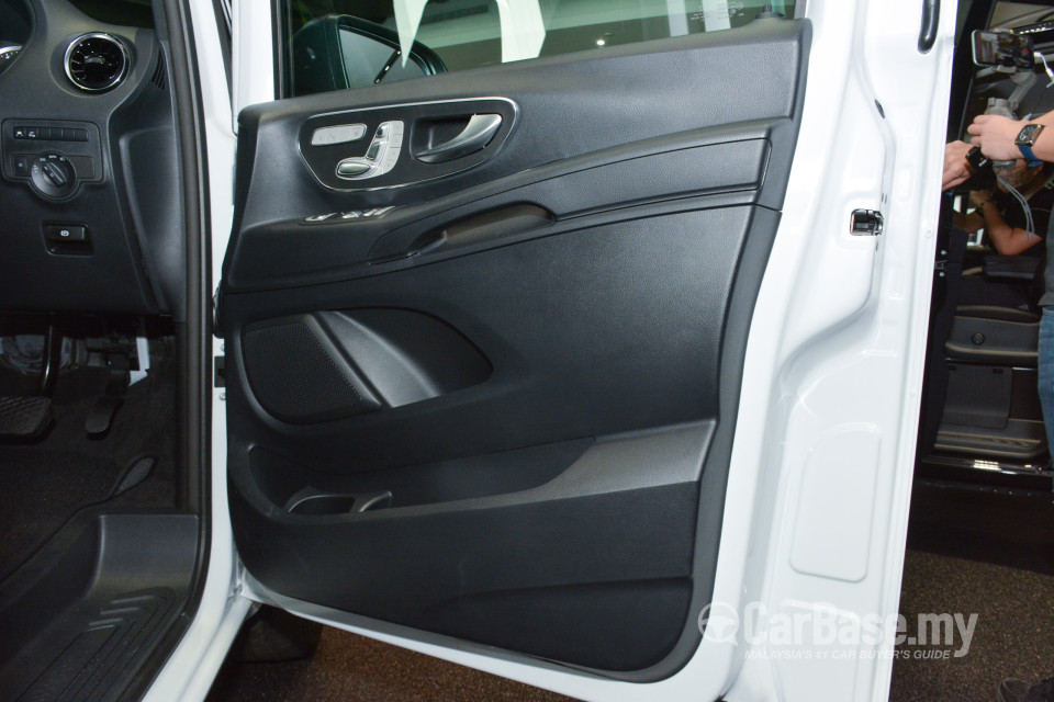 Mercedes-Benz Vito Tourer W447 Facelift (2021) Interior