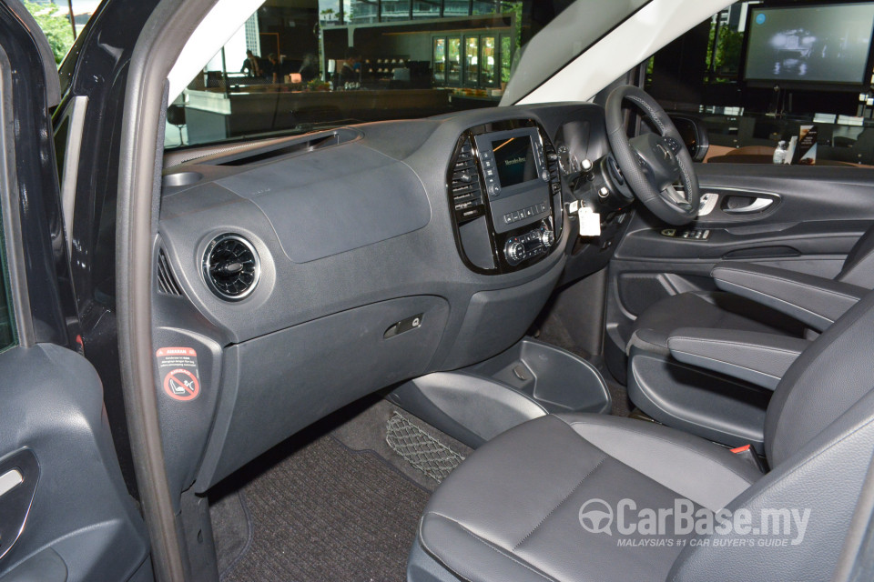 Mercedes-Benz Vito Tourer W447 Facelift (2021) Interior