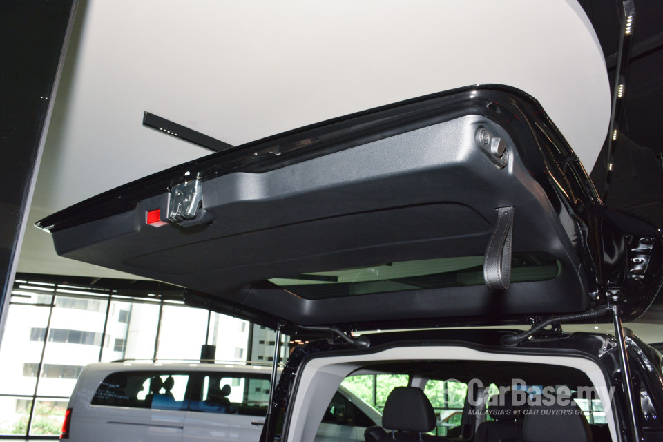 Mercedes-Benz Vito Tourer W447 Facelift (2021) Interior