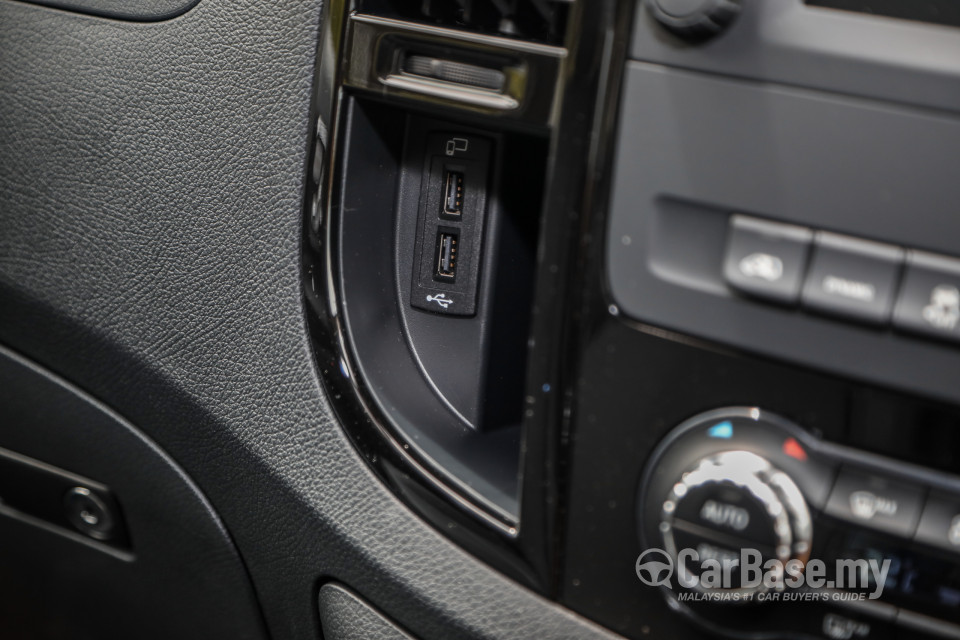 Mercedes-Benz Vito Tourer W447 Facelift (2021) Interior
