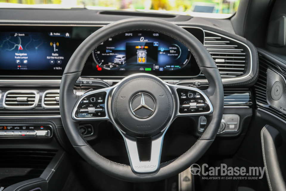 Mercedes-Benz Maybach GLS X167 (2022) Interior