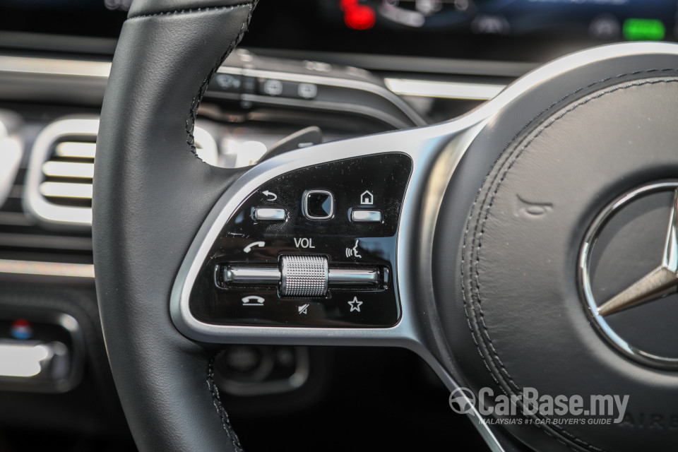 Mercedes-Benz Maybach GLS X167 (2022) Interior