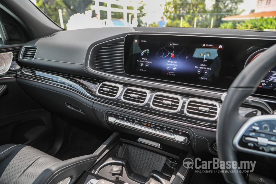 Mercedes-Benz Maybach GLS X167 (2022) Interior
