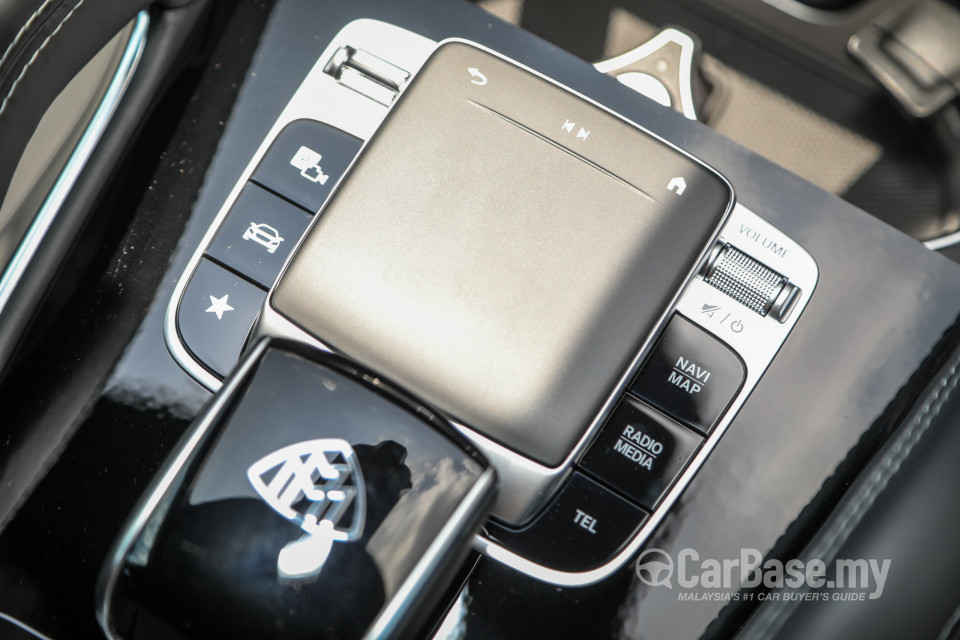 Mercedes-Benz Maybach GLS X167 (2022) Interior