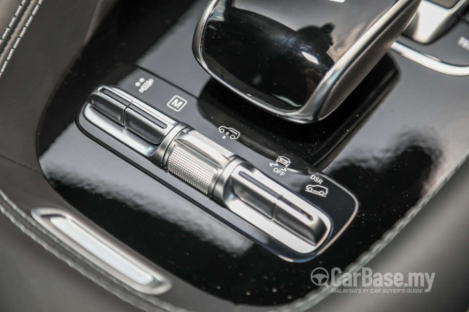 Mercedes-Benz Maybach GLS X167 (2022) Interior