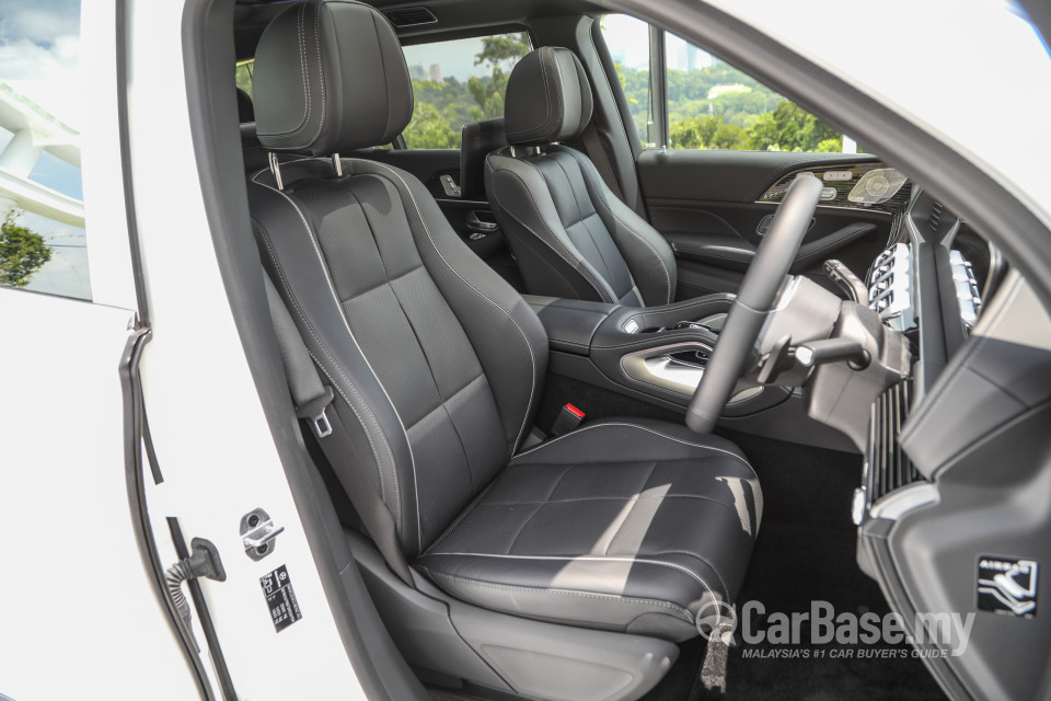 Mercedes-Benz Maybach GLS X167 (2022) Interior