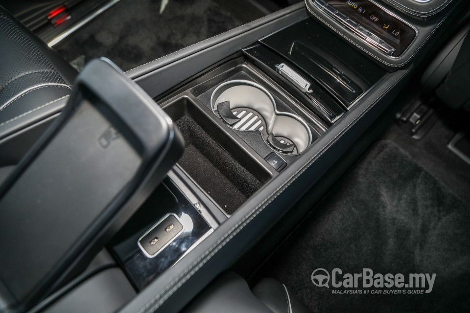 Mercedes-Benz Maybach GLS X167 (2022) Interior