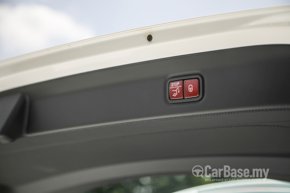 Mercedes-Benz Maybach GLS X167 (2022) Interior