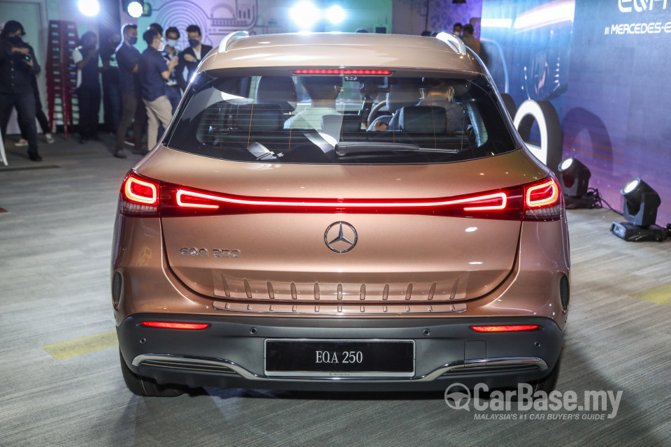 Mercedes-Benz EQA H243 (2022) Exterior