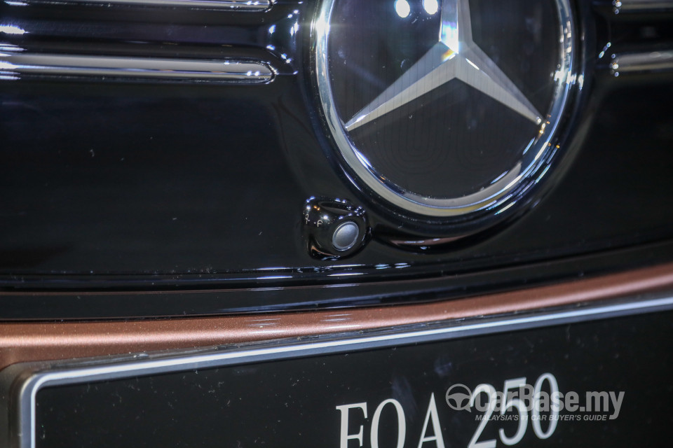 Mercedes-Benz EQA H243 (2022) Exterior