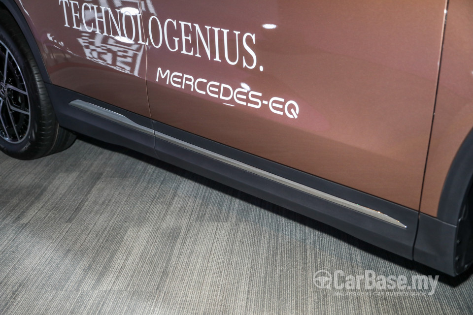 Mercedes-Benz EQA H243 (2022) Exterior