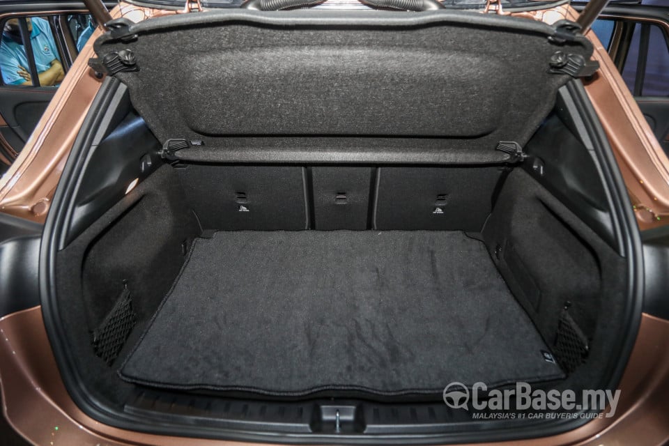 Mercedes-Benz EQA H243 (2022) Interior